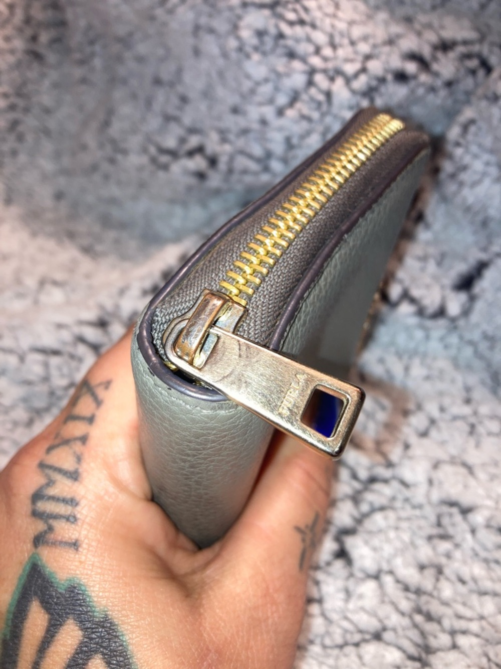 Furla Pebbled Zip-Around Wallet in gray - Picture 4 of 10